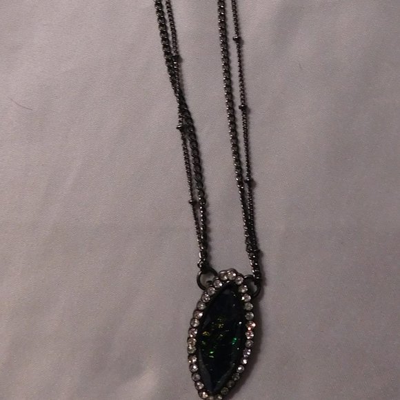 Pendant Necklace Blue/Green Stone Double Strand - Picture 3 of 6